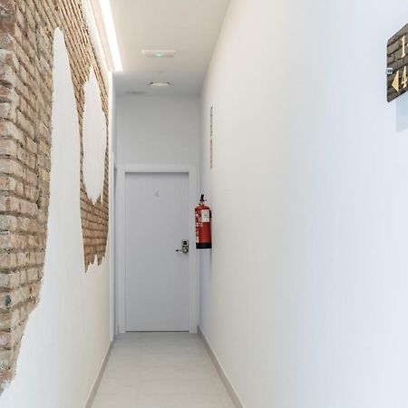 Room Close To City Centre Валенсія Екстер'єр фото